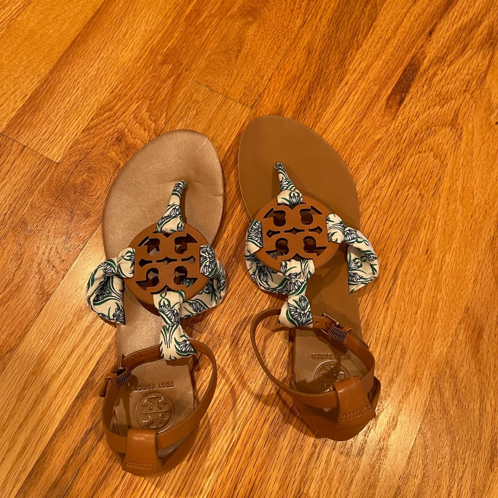 Tory Burch Tropical silk and leather sandal 7.5